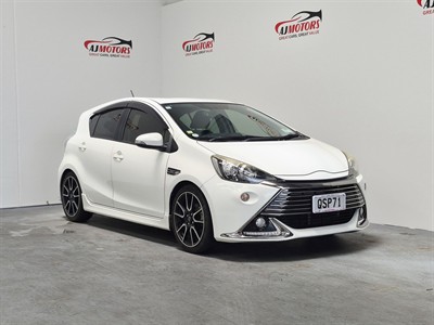 2014 Toyota Aqua - Thumbnail