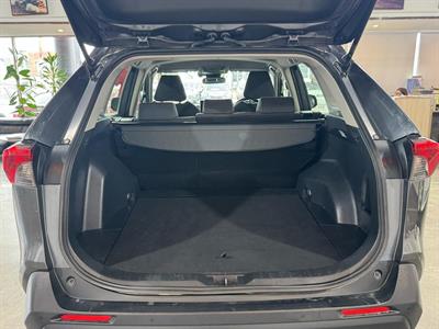 2021 Toyota RAV4 - Thumbnail