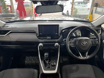 2021 Toyota RAV4 - Thumbnail