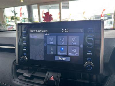 2021 Toyota RAV4 - Thumbnail