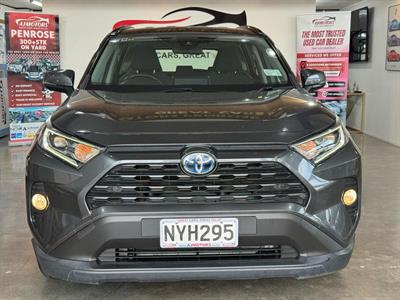 2021 Toyota RAV4 - Thumbnail