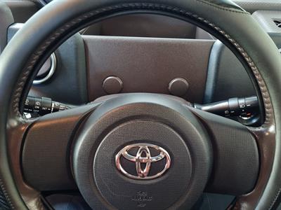 2013 Toyota Porte - Thumbnail