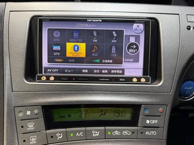 2014 Toyota Prius - Thumbnail