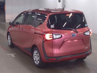 2015 Toyota Sienta - Thumbnail