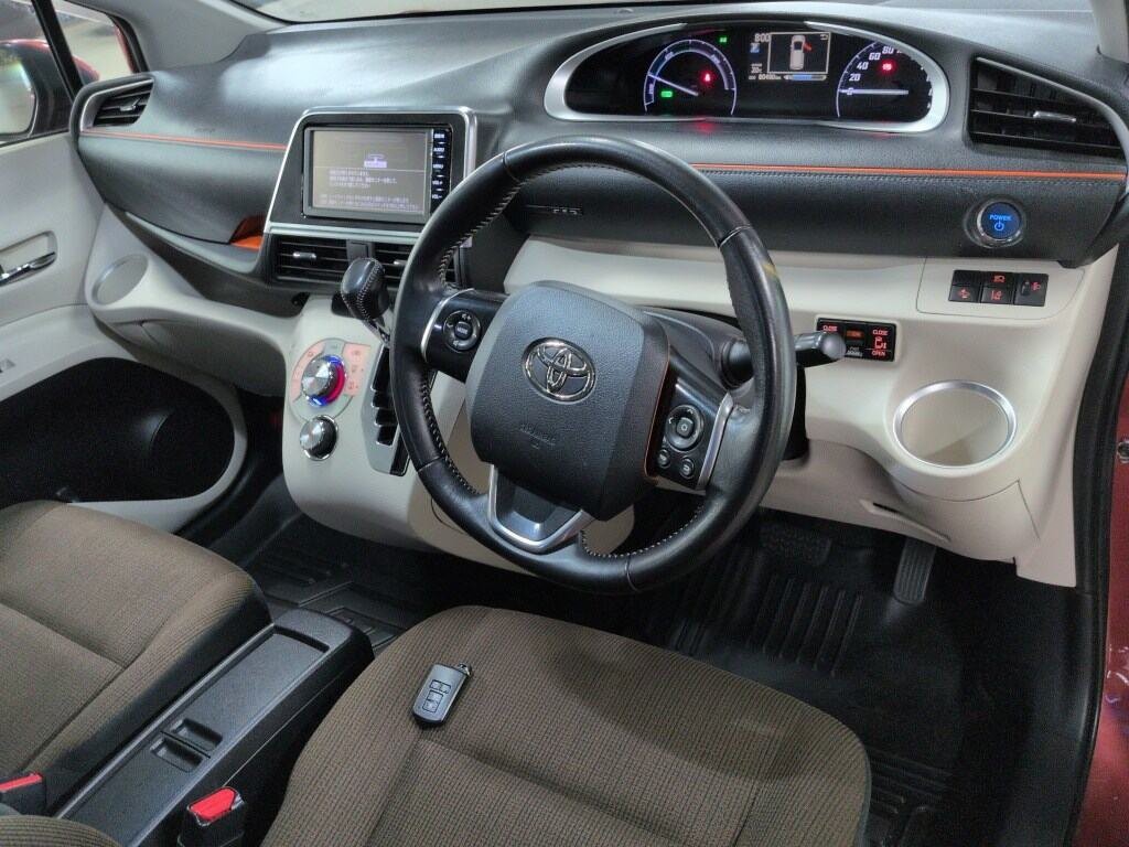 2015 Toyota Sienta
