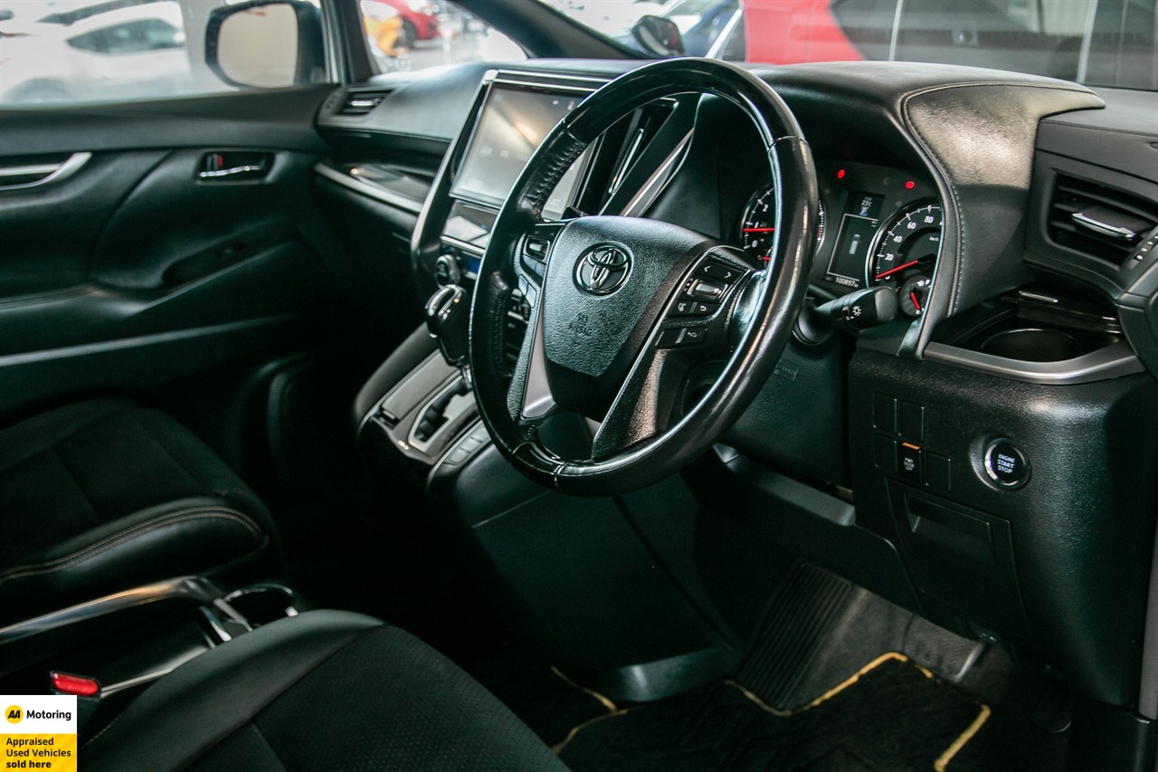 2017 Toyota Vellfire