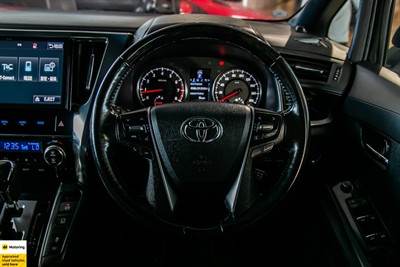 2017 Toyota Vellfire - Thumbnail