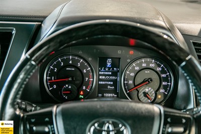 2017 Toyota Vellfire - Thumbnail