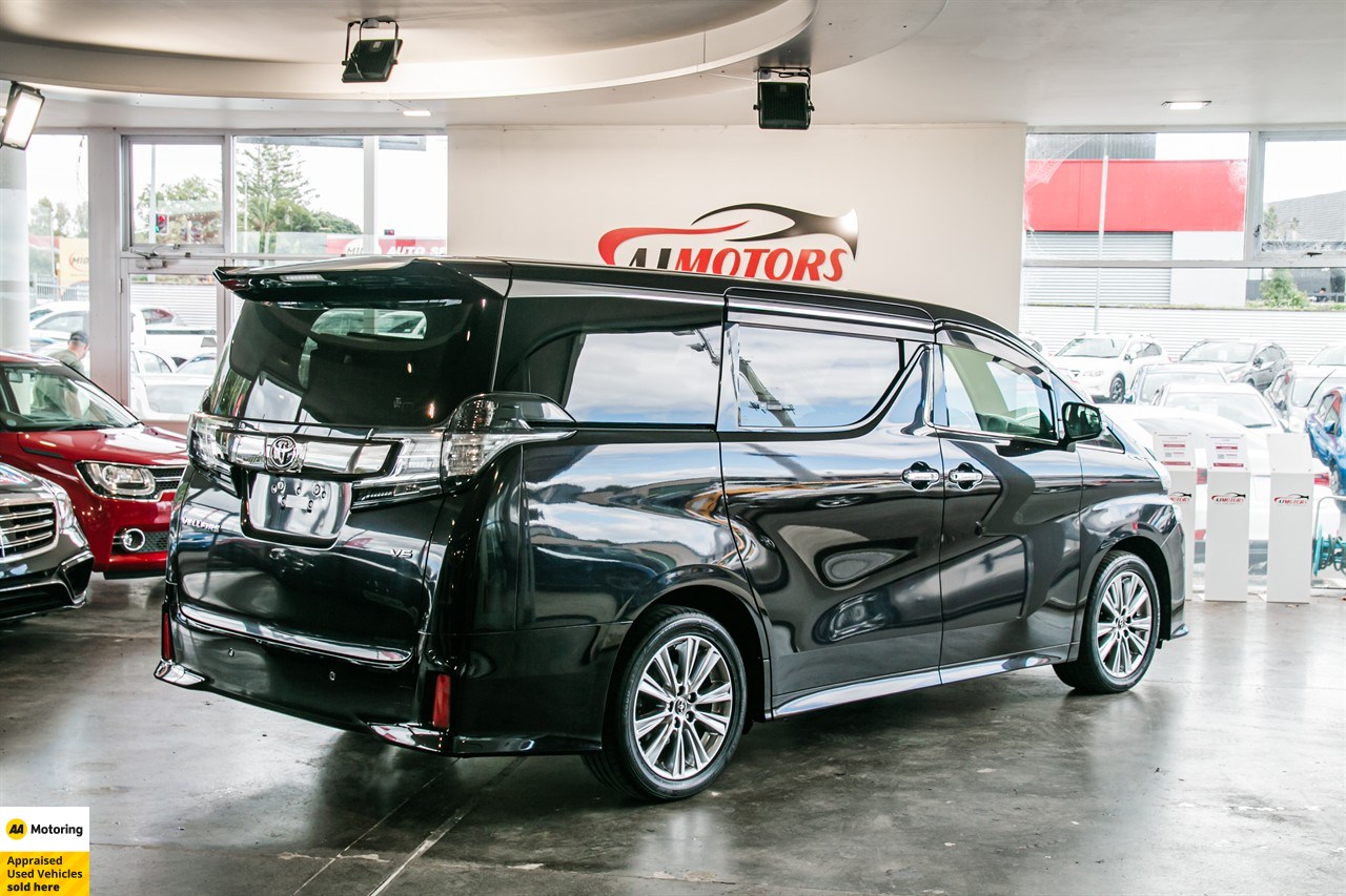 2017 Toyota Vellfire