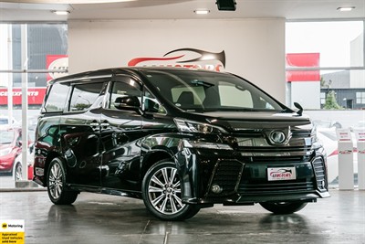 2017 Toyota Vellfire - Thumbnail