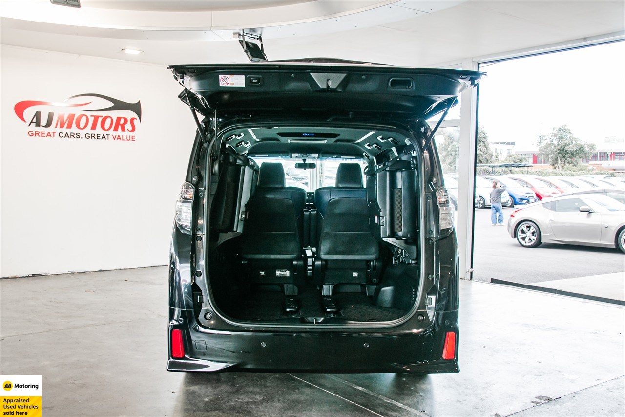 2017 Toyota Vellfire