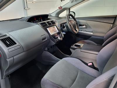 2013 Toyota Prius - Thumbnail