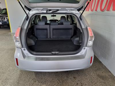 2013 Toyota Prius - Thumbnail
