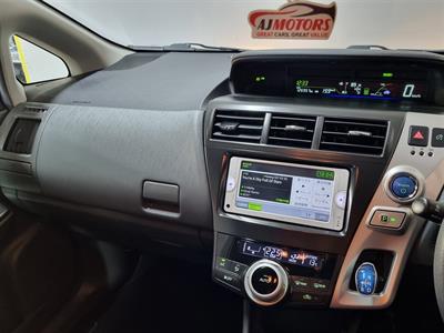 2013 Toyota Prius - Thumbnail