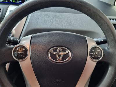2013 Toyota Prius - Thumbnail