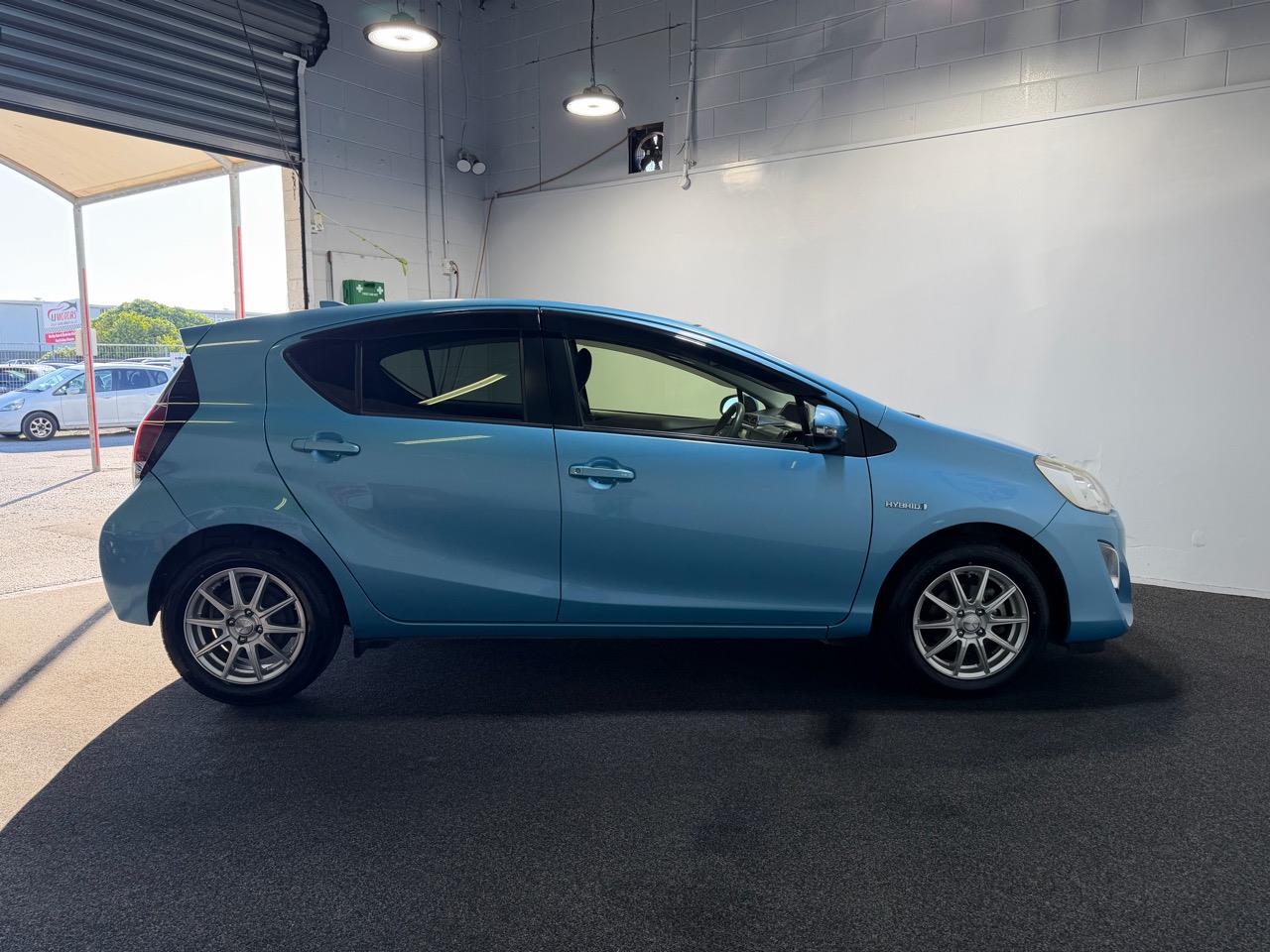 2015 Toyota Aqua