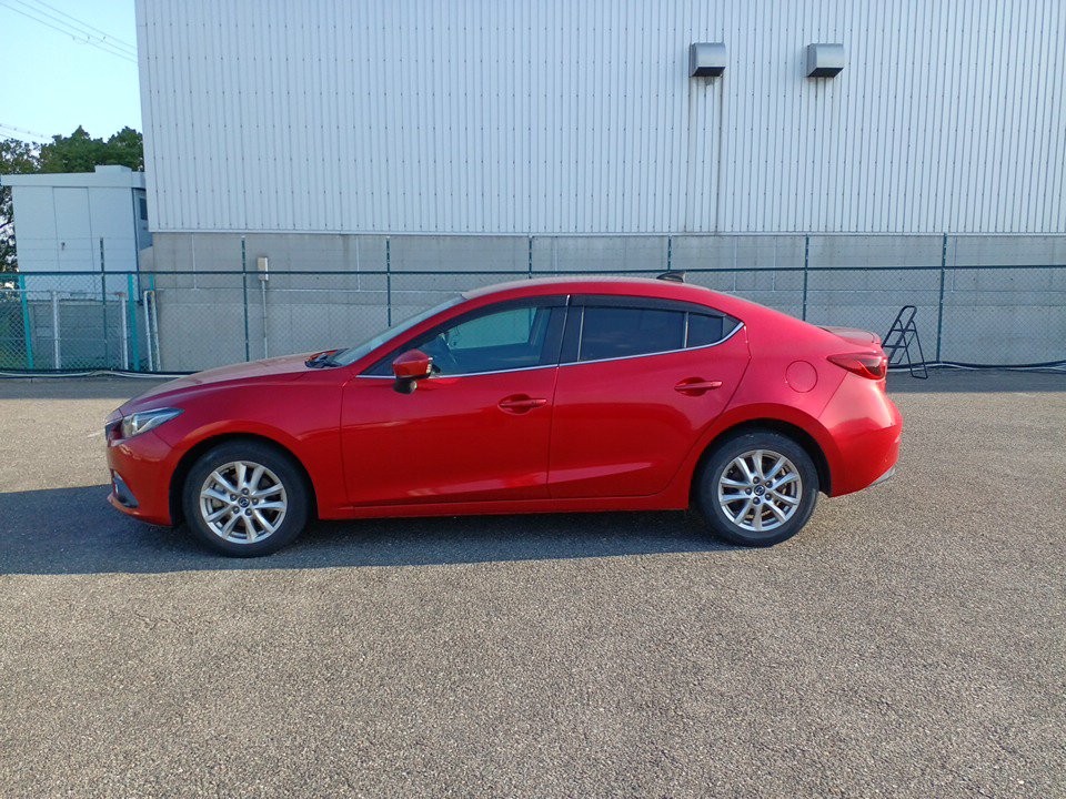 2013 Mazda Axela