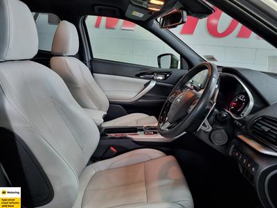 2022 Mitsubishi Eclipse Cross - Thumbnail