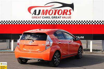 2012 Toyota Aqua - Thumbnail
