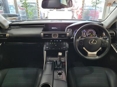 2013 Lexus IS - Thumbnail