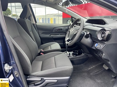 2019 Toyota Aqua - Thumbnail