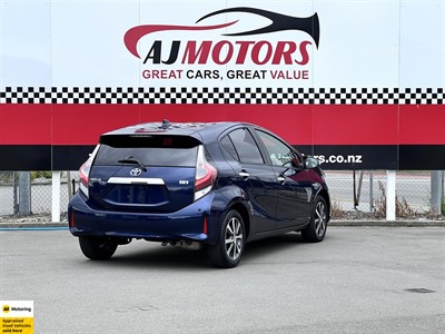 2019 Toyota Aqua - Thumbnail