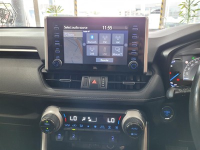 2021 Toyota RAV4 - Thumbnail