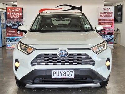 2021 Toyota RAV4 - Thumbnail