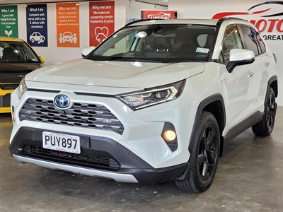 2021 Toyota RAV4 - Thumbnail