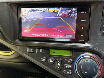 2013 Toyota Aqua - Thumbnail