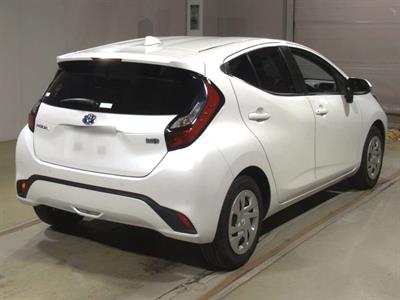 2021 Toyota Aqua - Thumbnail