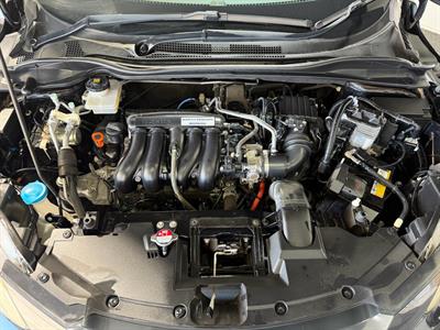 2015 Honda Vezel - Thumbnail