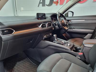 2017 Mazda CX-5 - Thumbnail