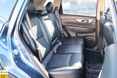 2014 Nissan X-Trail - Thumbnail