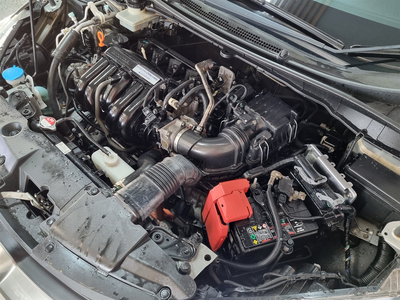 2016 Honda Grace