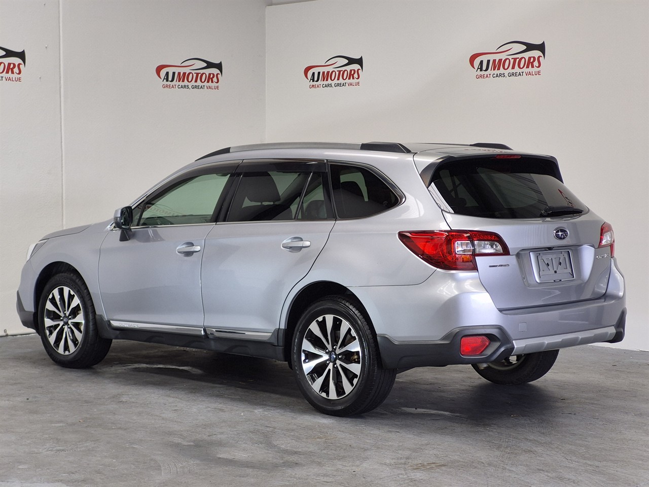 2015 Subaru LEGACY OUTBACK