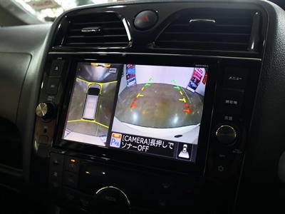 2016 Nissan Serena - Thumbnail