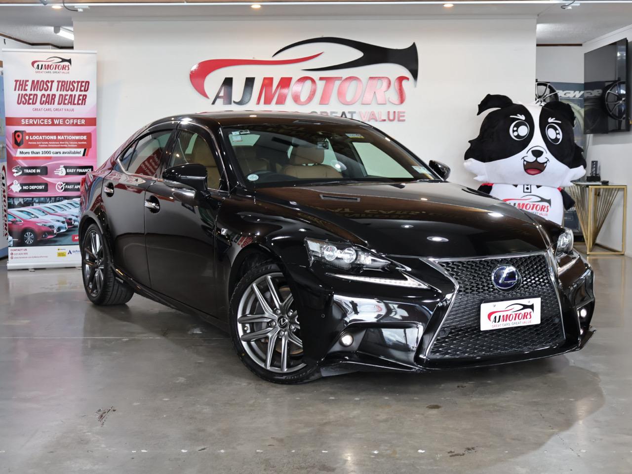 2015 Lexus IS 300h