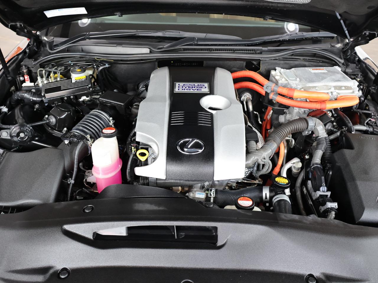2015 Lexus IS 300h