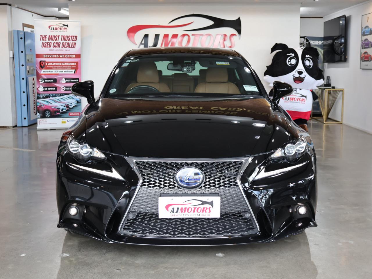2015 Lexus IS 300h