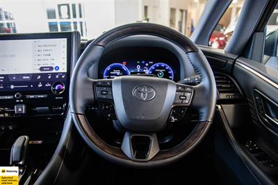2025 Toyota ALPHARD HYBRID - Thumbnail