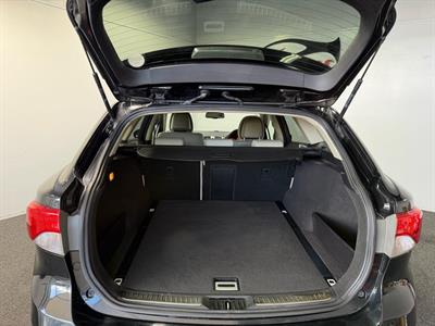 2012 Toyota Avensis - Thumbnail