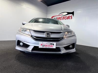 2017 Honda Grace - Thumbnail