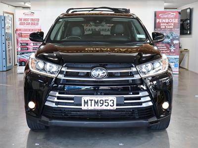 2020 Toyota Highlander - Thumbnail