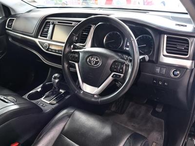 2020 Toyota Highlander - Thumbnail