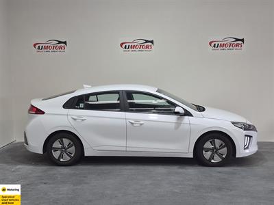 2022 Hyundai IONIQ - Thumbnail