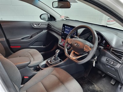 2022 Hyundai IONIQ - Thumbnail