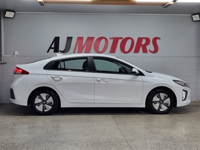2022 Hyundai IONIQ - Thumbnail