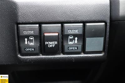 2012 Mazda Premacy - Thumbnail