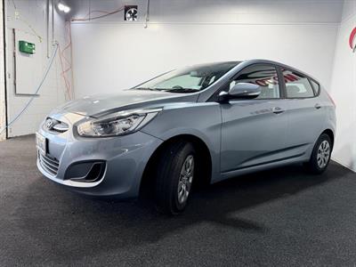 2018 Hyundai Accent - Thumbnail